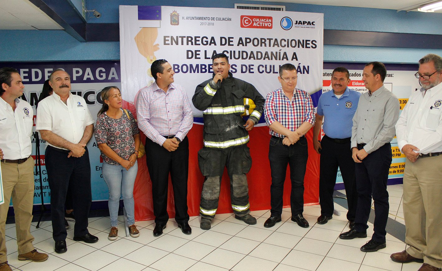 JAPAC-NOTICIAS-bomberos-recibe-aportacion-ciudadana-05