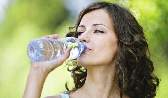 6 mitos sobre el agua que debes conocer