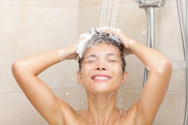 Tips para consumir menos agua al usar el baño