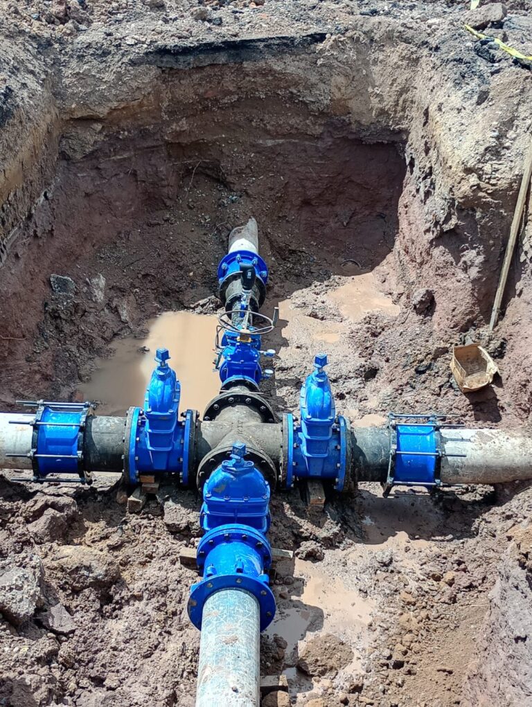 Finaliza renovación de válvulas; inicia restablecimiento de agua en el sector Humaya–Santa Fe