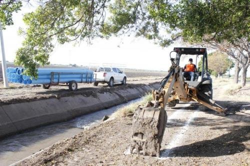 Alcalde inicia obras para mejorar el servicio de agua potable en El Tamarindo